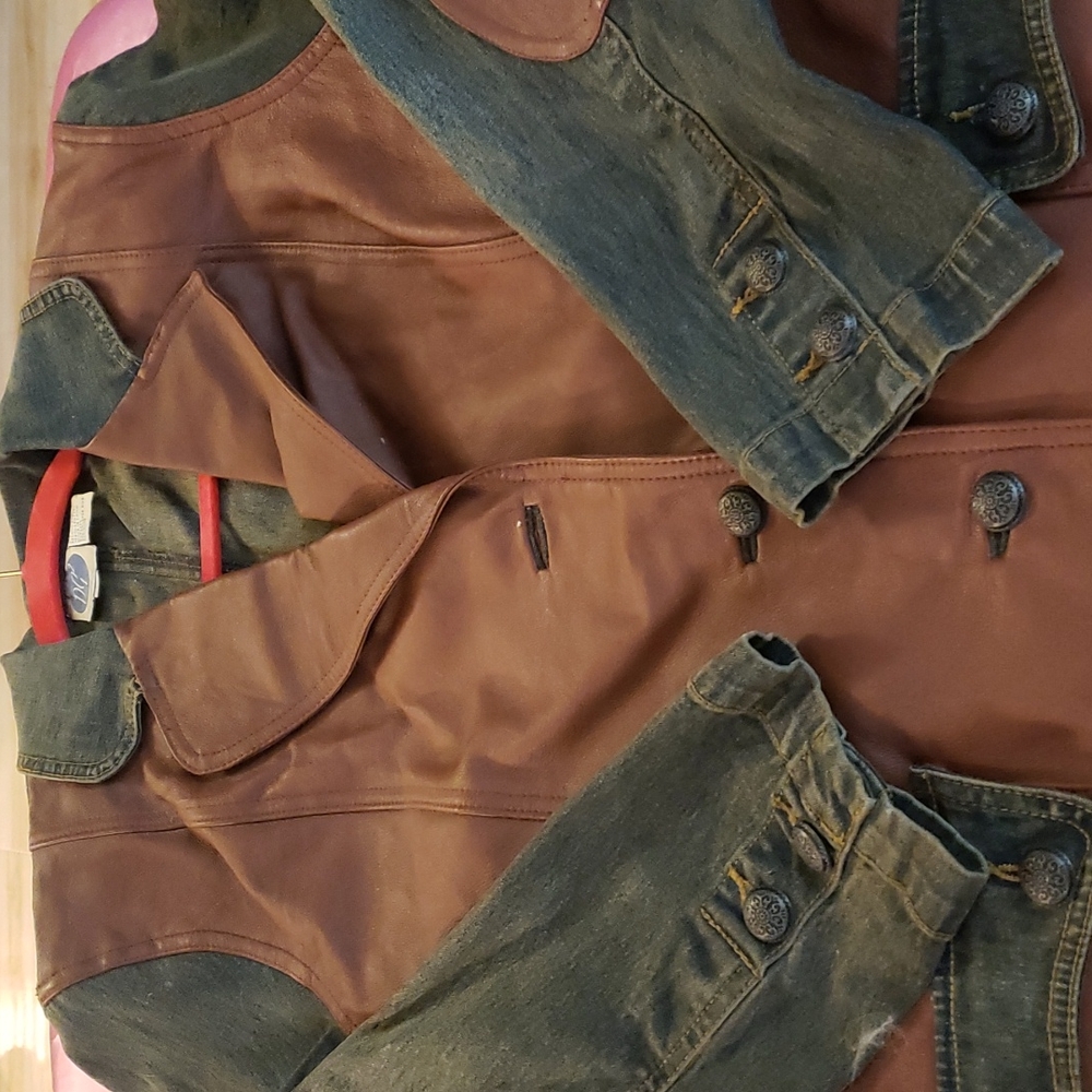 JACKET